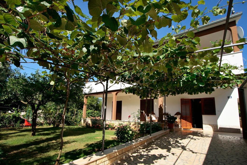 Apartment Kazalac Green Oasis Poreč Zewnętrze zdjęcie